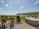 Fantastic Spacious Property with Direct Beach Access