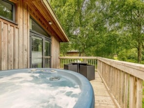 2 bedroom Chalets / Lodges near Newark, Nottinghamshire