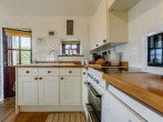 Cottage in Swansea (89302) #10