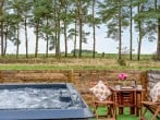 Lodge in Lanark, Glasgow and Clyde Valley (91247) #13 Lodge in Lanark, Glasgow and Clyde Valley (91247) #13