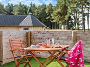 1 bedroom Chalets / Lodges near Lanark, Lanark