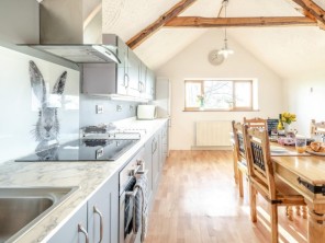 Luxury Countryside Barn Conversion Ideal for Families