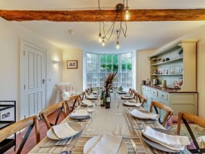 6 bedroom Cottage near Rye-, Sussex
