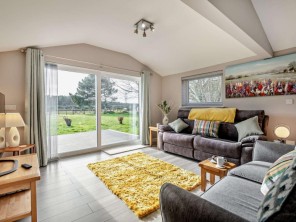 2 bedroom Chalets / Lodges near Ringwood, Dorset