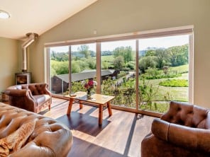 5 bedroom Cottage near Ventnor, Isle of Wight