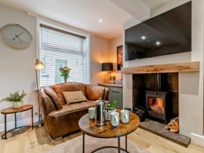 2 bedroom Cottage near Macclesfield, Cheshire