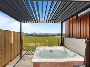 1 bedroom Chalets / Lodges near Langbank, Glasgow & The Clyde Valley