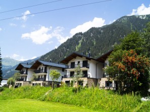 8 bedroom Chalets / Lodges near Gaschurn, Montafon, Austria