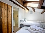 Nobbys Cottage, East Thorne #19