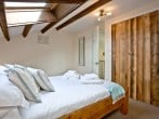 Nobbys Cottage, East Thorne #16