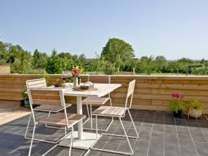 Countryside Lodge with Private Hot Tub