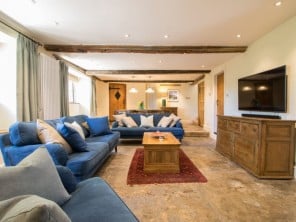 Luxury Cosy Cottage Ideal for Families