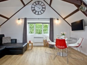 Cosy Cottage Near to the Sea on the South West Coast Path