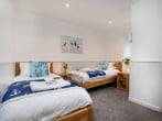 Crabby Cove, Sunnybeach Apartments #4 Crabby Cove, Sunnybeach Apartments #4