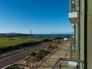 Contemporay Coastal Apartment Ideal for Families