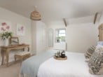 School Cottage #5 School Cottage #5