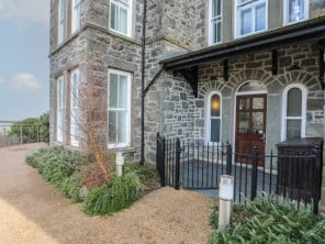 1 bedroom property near Harlech, North Wales