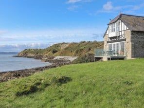 3 bedroom property near Penmon, North Wales