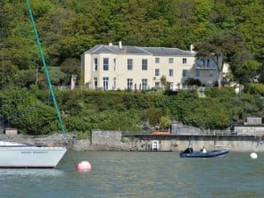 6 bedroom property near Menai Bridge, North Wales