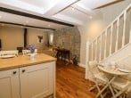 White Swan Cottage #25