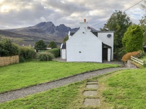 2 bedroom property near Isle of Skye, Highlands, Scotland
