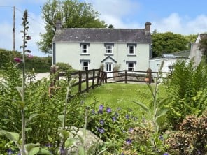 4 bedroom property near Newport, South Wales
