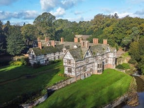 7 bedroom property near Shrewsbury, Shropshire