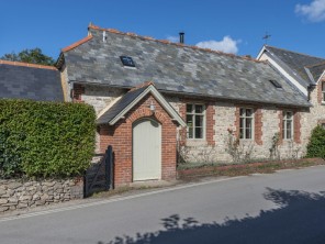 3 bedroom property near Wareham, Dorset