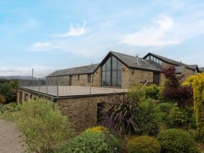 5 bedroom property near Beaumaris, North Wales