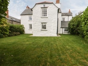 4 bedroom property near Newquay, Cornwall