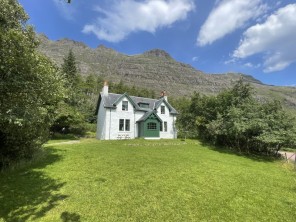 3 bedroom property near Achnasheen, Highlands