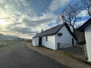 3 bedroom property near Achnasheen, Highlands
