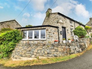1 bedroom property near Harlech, North Wales, Wales