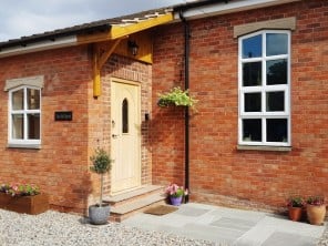 2 bedroom property near York, Yorkshire