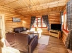 Holly Lodge #6