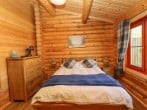 Holly Lodge #17