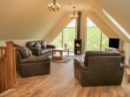 Holly Lodge #18