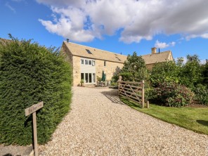 2 bedroom property near Chipping Norton, Oxfordshire, England