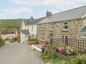 5 bedroom property near Haverfordwest, South Wales
