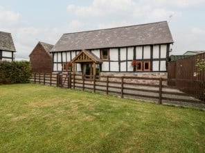 3 bedroom property near Leominster, Herefordshire