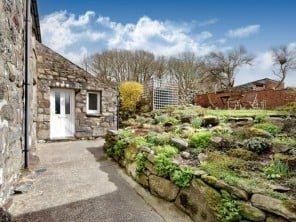 Holiday Cottage close to Rhinog Mountains