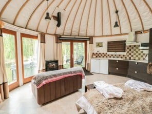 1 bedroom property near Tewkesbury, Worcestershire