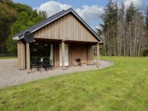 2 bedroom property near Strathpeffer, Highlands