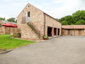 1 bedroom property near York, Yorkshire
