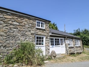 2 bedroom property near Liskeard, Cornwall