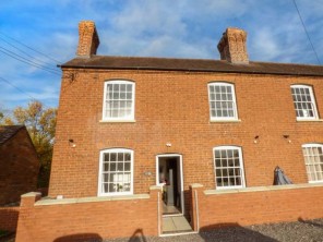2 bedroom property near Worcester, Worcestershire, England