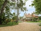 Family Friendly House with Games Room