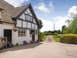 2 bedroom property near Hereford, Herefordshire