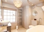 12 Banks Street #18 12 Banks Street #18