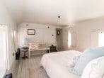 12 Banks Street #27 12 Banks Street #27